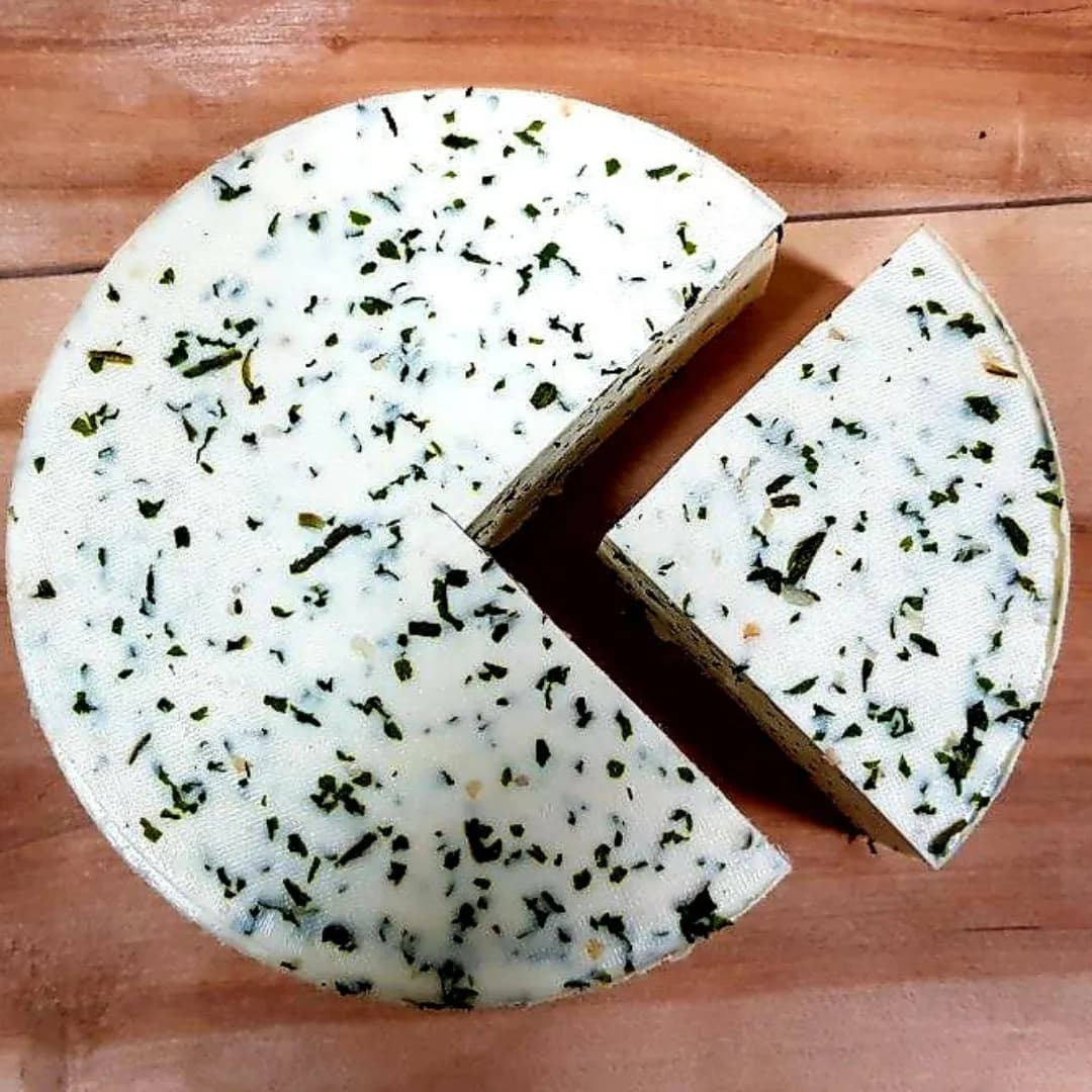 Ser Ślesiński z Czosnkiem Niedźwiedzim ok. 300 g