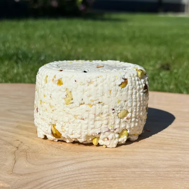 Serek podpuszczkowy z pistacjami (300-330 g)