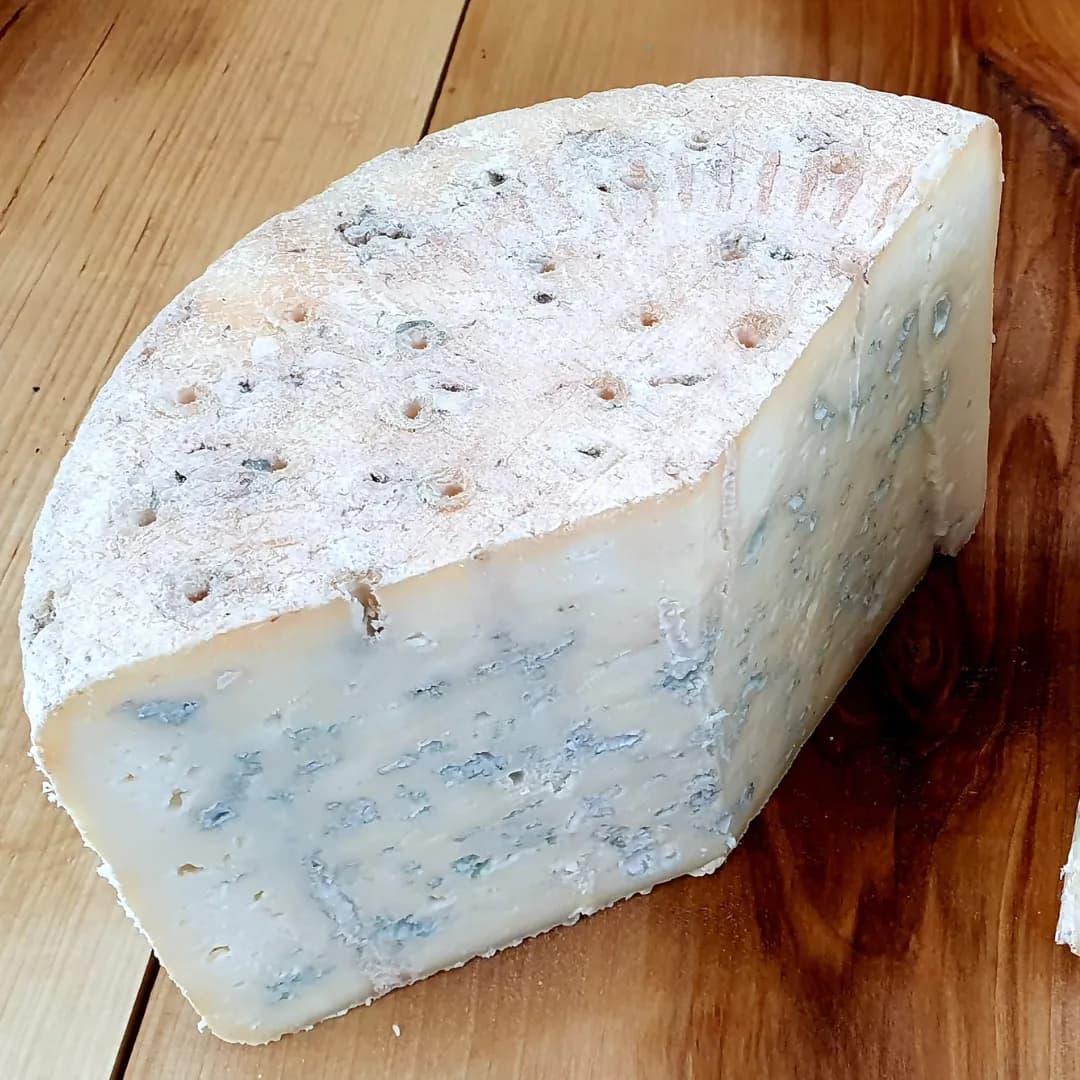 Ser Pleśniowy Szlachcic ok. 200 g