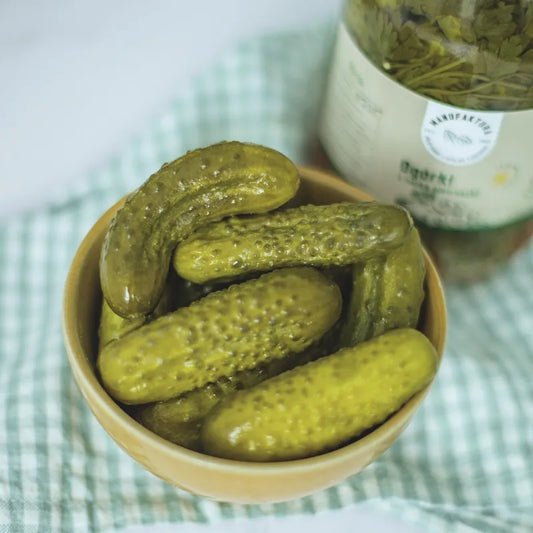 Ogórki konserwowe z natką pietruszki 900 ml