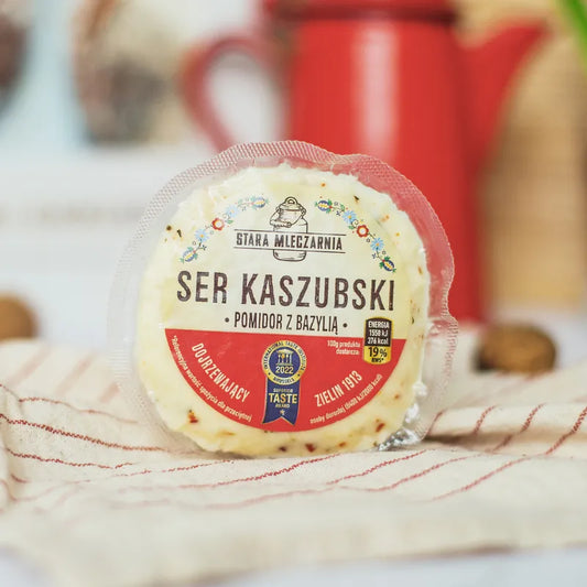 Ser Kaszubski z pomidorami i bazylią ok. 230 g