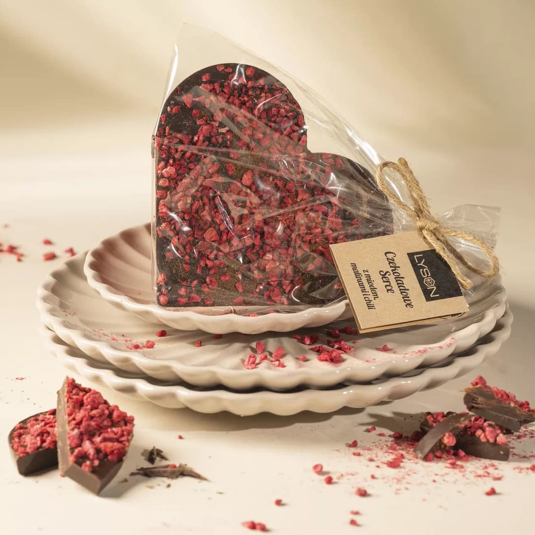 Czekolada ciemna serce z miodem, malinami i chili 85 g