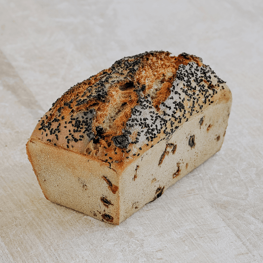 Chleb z żurawiną i czarnuszką żytni pytlowy na zakwasie naturalnym 360 g