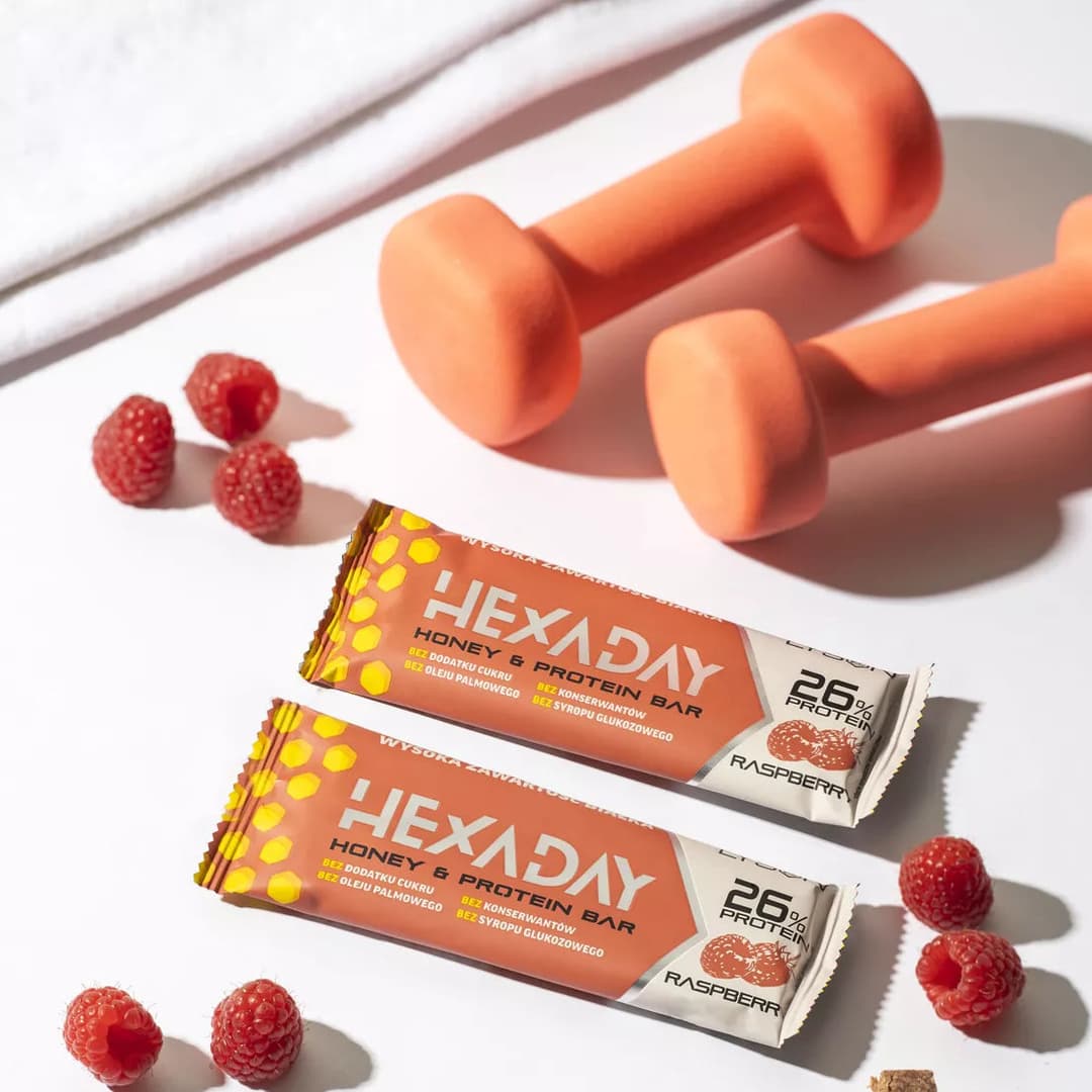 Baton proteinowymalinowy Hexaday 45 g
