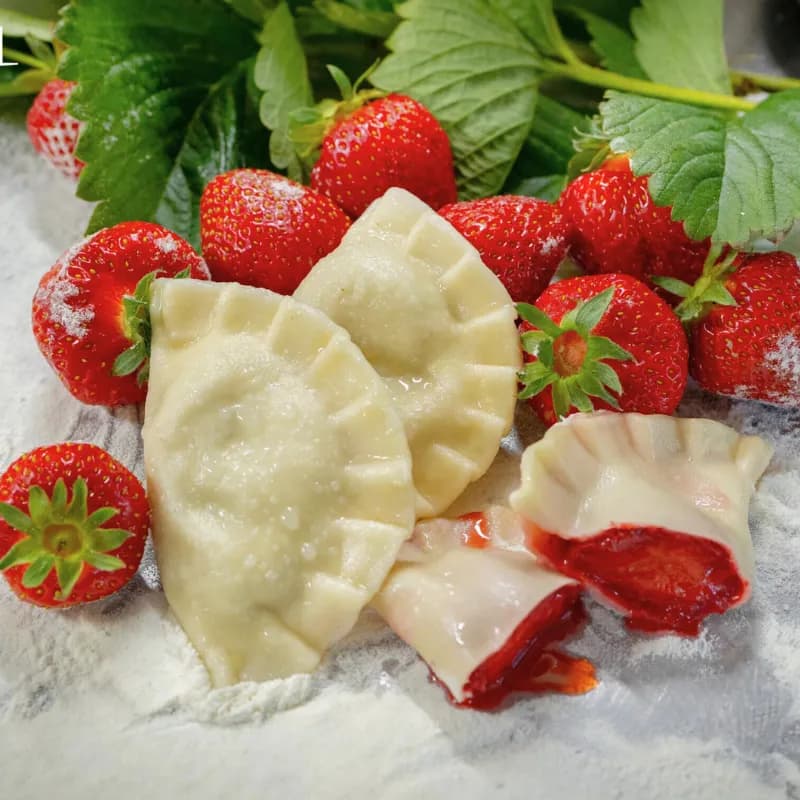 Pierogi z truskawkami 500 g